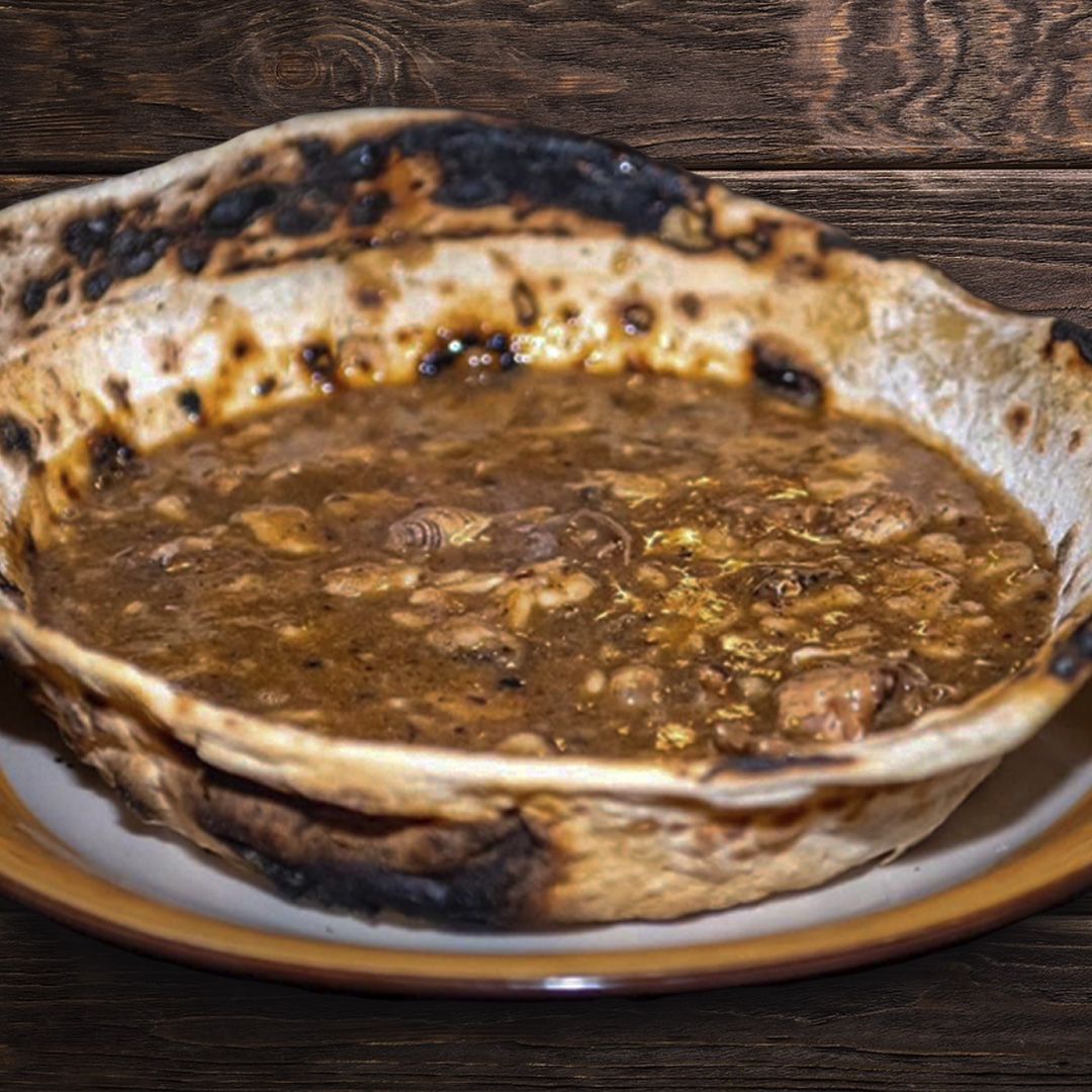 Plato de gazpachos manchegos